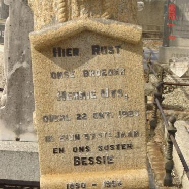 UYS Hennie -1923 :: UYS Bessie 1890-1956