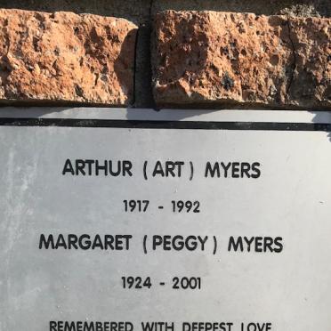 MYERS Arthur 1917-1992 &amp; Margaret 1924-2001
