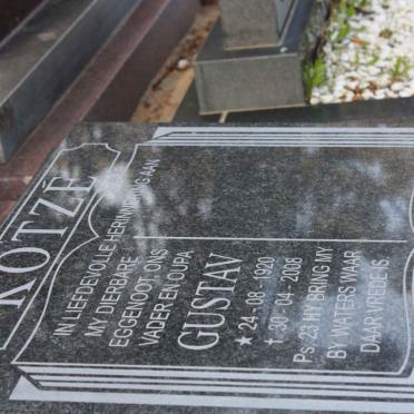 KOTZÉ Gustav 1920-2008
