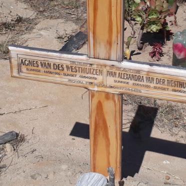 WESTHUIZEN Ivan Alexandra, van 1950-2022 &amp; Agnes 1950-2019