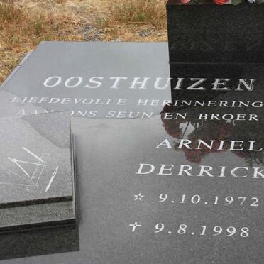 OOSTHUIZEN Arniel Derrick 1972-1998