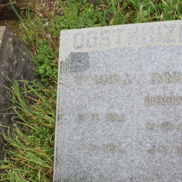 OOSTHUIZEN Wynand J. 1894-1957 &amp; Emma E. BEMIESTER 1895-1973