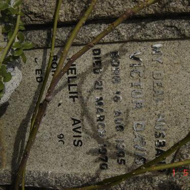 DAVIS Victor 1905-1970 &amp; Nellie ??-??