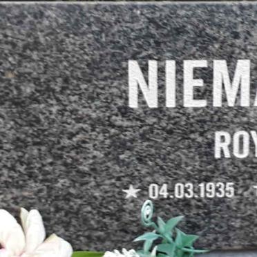NIEMANN Roy 1935-2000
