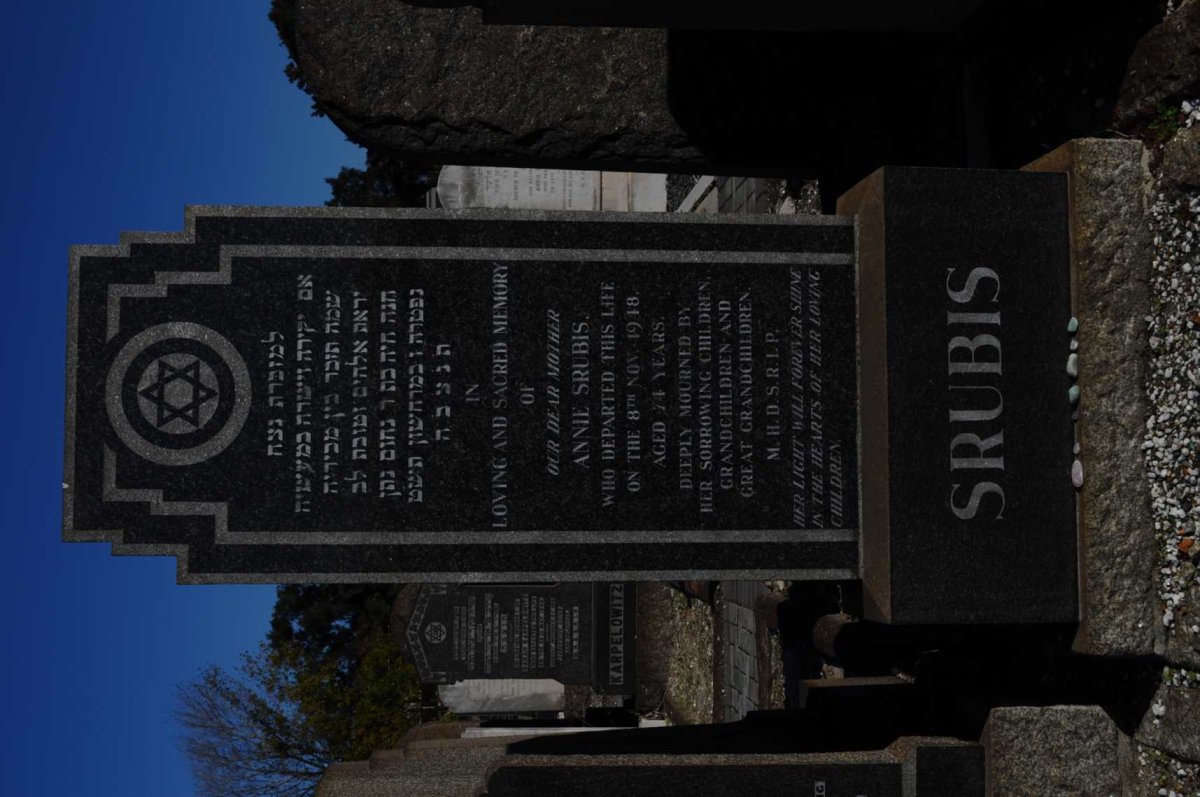 SRUBIS Annie -1948