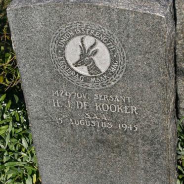 KOOKER H.J., de -1945