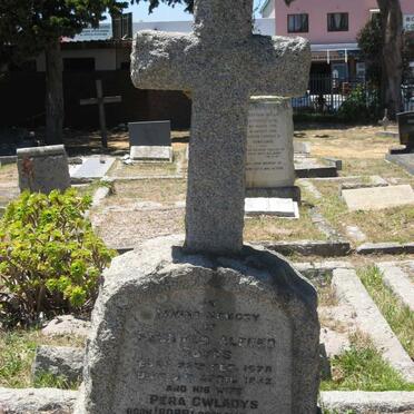 BOYES Reginald Alfred 1878-1942 &amp; Pera Gwladys ROBB 1880-1981