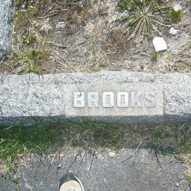 BROOKS ?