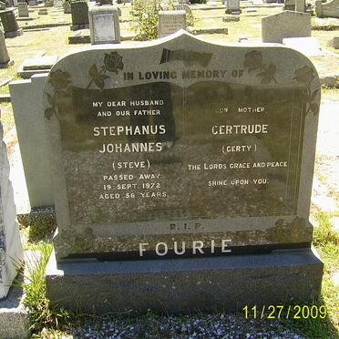 FOURIE Stephanus Johannes -1972 &amp; Gertrude