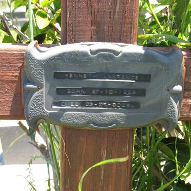 LAWRENCE Kenneth 19??-2004