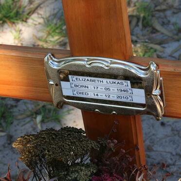 LUKAS Elizabeth 1946-2010