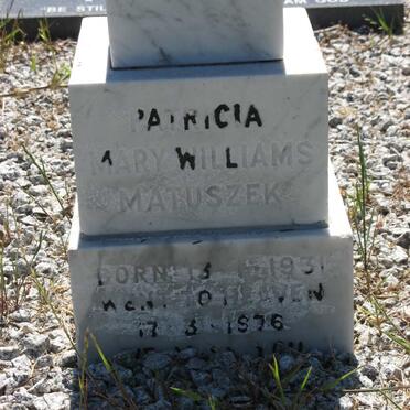 MATUSZEK Patricia Mary Williams 1931-1976 :: MATUSZEK Helen Vivienne 1953-2004 _1