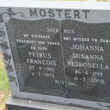 MOSTERT Petrus Francois 1910-1973 & Johanna Susanna Petronella 1913-2002