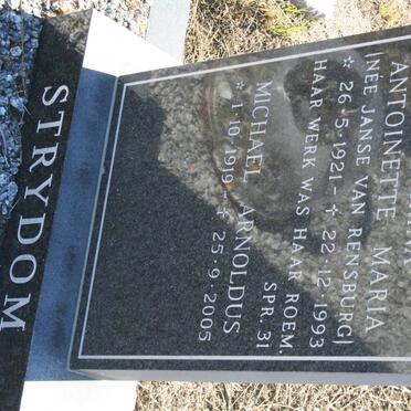 STRYDOM Michael Arnoldus 1919-2005 &amp; Catherina Antoinette Maria JANSE VAN RENSBURG 1921-1993