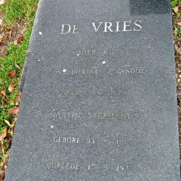VRIES Martin Stephanus, de 1913-1975
