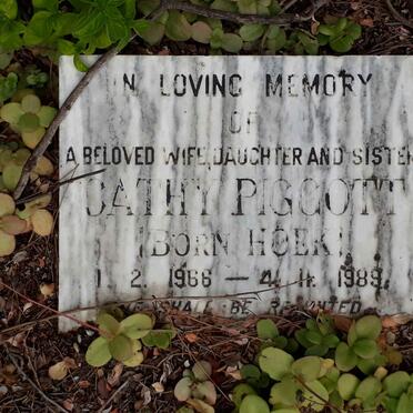 PIGGOT Cathy nee HOEK 1966-1989