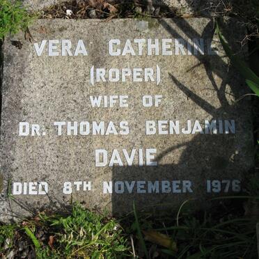 DAVIE Vera Catherine nee ROPER -1976