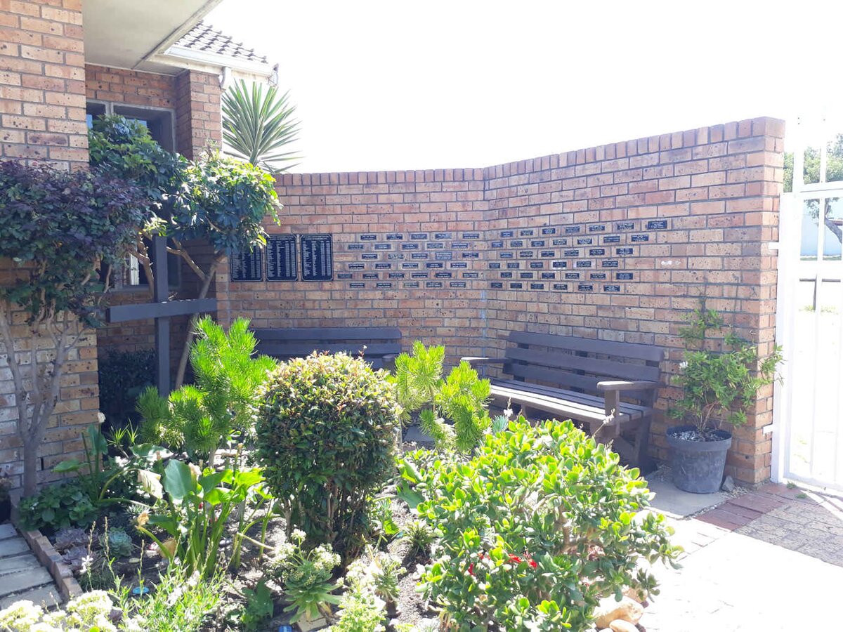 3.  Overview / Oorsig St Mark's Methodist Church, Edgemead, Memorial wall