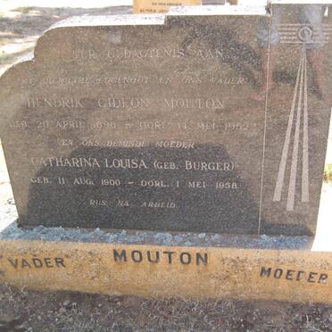 MOUTON Hendrik Gideon 1896-1952 &amp; Catharina Louisa BURGER 1900-1958