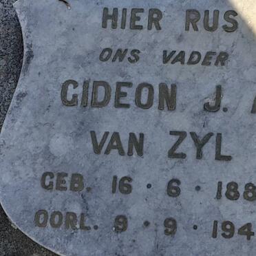 Western Cape, CLANWILLIAM district, Leipoldtville, Modderfontein 225, Swartfontein, farm cemetery