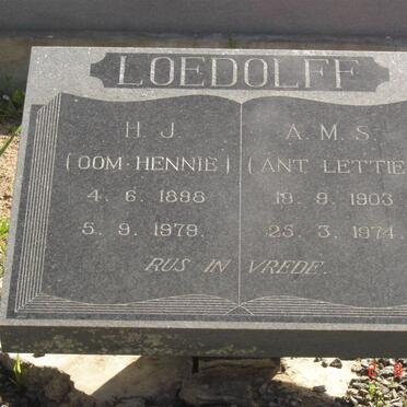 LOEDOLFF H.J. 1898-1979 &amp; A.M.S. 1903-1974