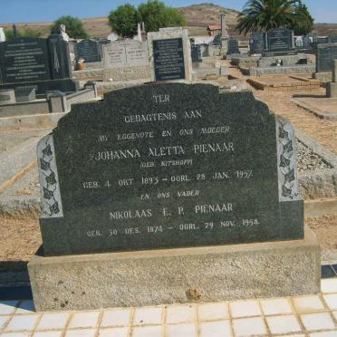 PIENAAR Nikolaas E.P. 1874-1958 &amp; Johanna Aletta KITSHOFF 1893-1957