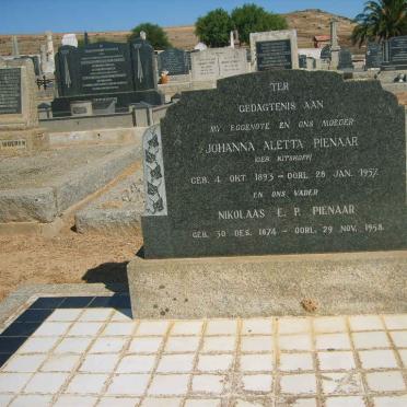 PIENAAR Nikolaas E.P. 1874-1958 &amp; Johanna Aletta KITSHOFF 1893-1957