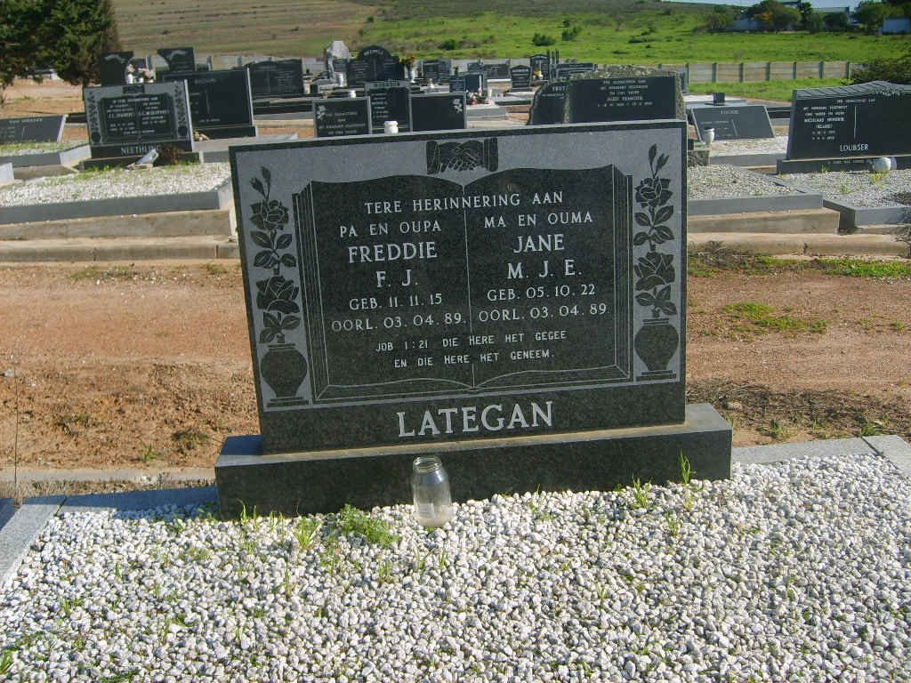LATEGAN F.J. 1915-1989 & M.J.E. 1922-1989