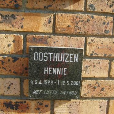 OOSTHUIZEN Hennie 1928-2001