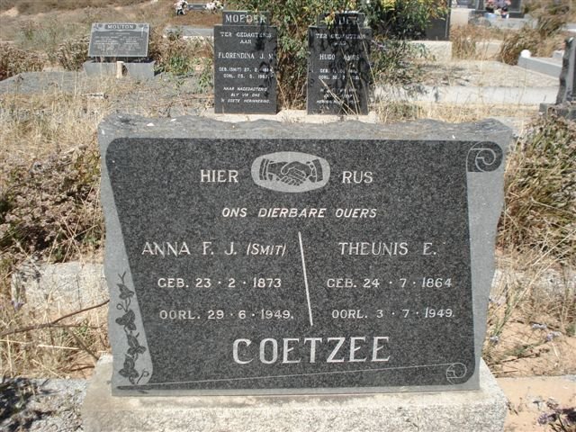 COETZEE Theunis E. 1864-1949 & Anna F.J. SMIT 1873-1949