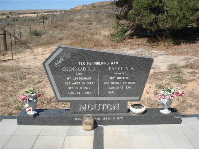 MOUTON Coenraad H.J. 1929-1990 & Jeanetta M. MOSTERT 1934-