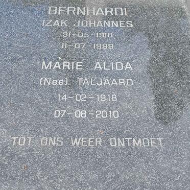 BERNHARDI Izak Johannes 1918-1999 &amp; Marie Alida TALJAARD 1918-2010