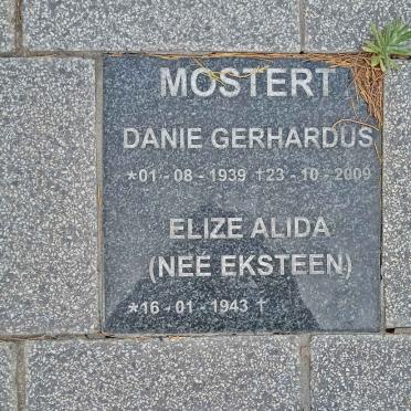 MOSTERT Danie Gerhardus 1939-2009 & Elize Alida EKSTEEN 1943-