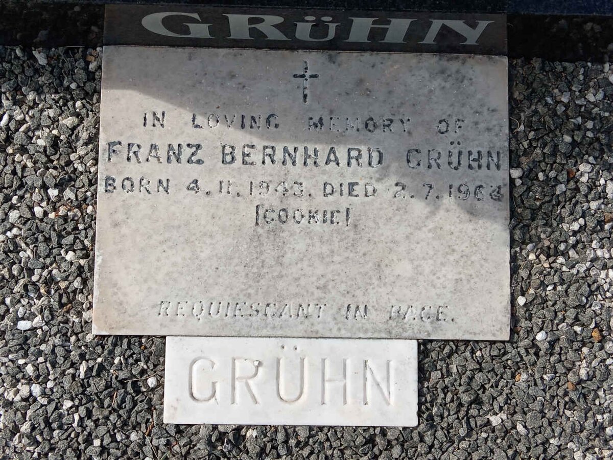 GRUHN Franz Bernhard 1909-2001 &amp; Ursula Maria HIRSCH 1916-2001 :: GRUHN Franz Bernhard 1943-1964 2.