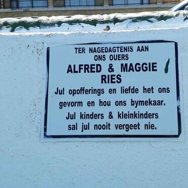 RIES Alfred &amp; Maggie
