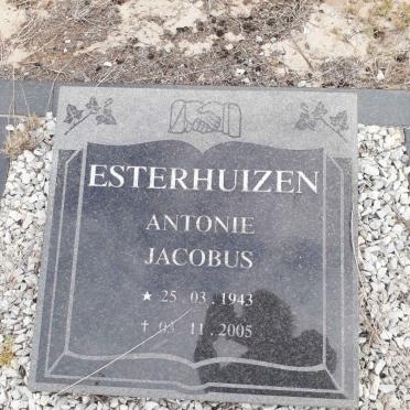ESTERHUIZEN Antonie Jacobus 1943-2005