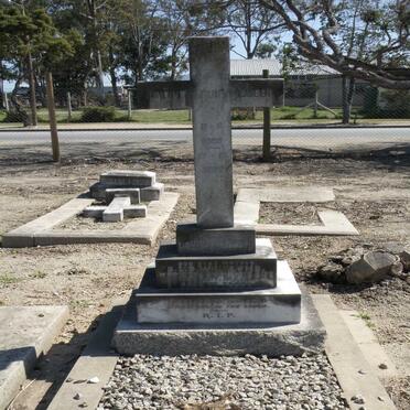 GUEST Undine Louisa 1885-1960 :: WHITCOMB S.L.B. -1922