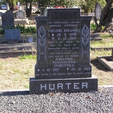 HURTER Theunis Johannes 1898-1969 &amp; Johanna Magdalena Dorothea 1907-1988