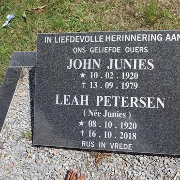 JUNIES John 1920-1979 :: PETERSEN Leah nee JUNIES 1920-2018