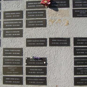 Plaques 6