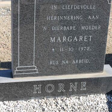HORNE Margaret -1972
