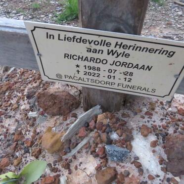 J - Vanne :: Surnames - J