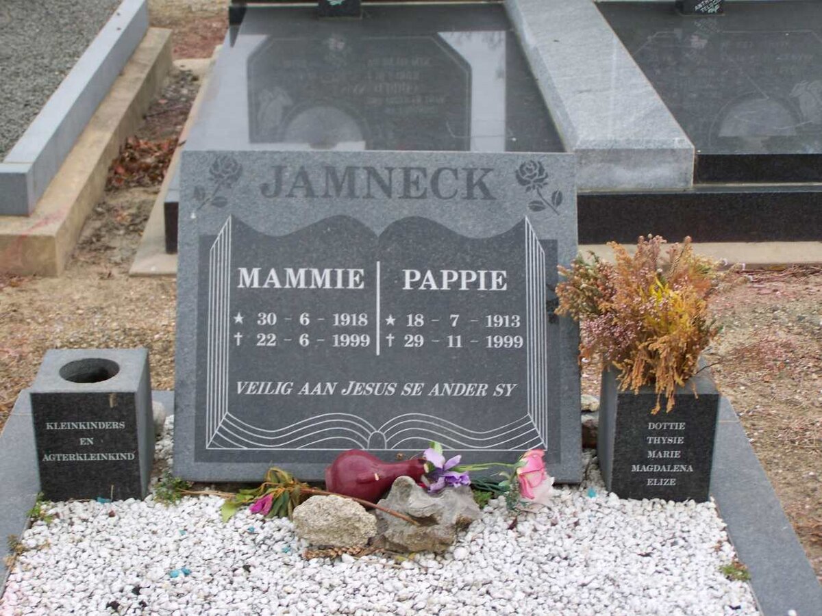 JAMNECK Pappie 1913-1999 &amp; Mammie 1918-1999