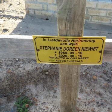 KIEWIET Stephanie Doreen 1969-2020