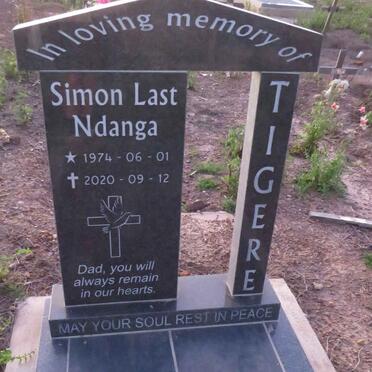 TIGERE Simon Last Ndanga 1974-2020