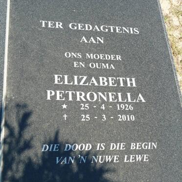 OOSTHUIZEN Elizabeth Petronella 1926-2010