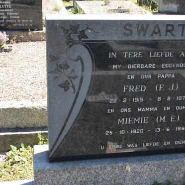 SWART F.J. 1915-1972 &amp; M.E. 1920-1993