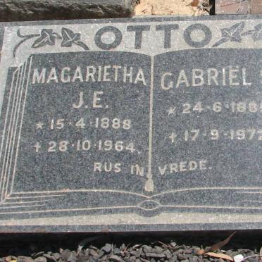 OTTO Gabriël S. 1885-1972 &amp; Magarietha J.E. 1888-1964