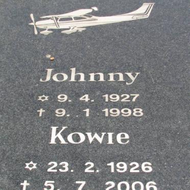 ? Johnny 1927-1998 &amp; Kowie 1926-2006
