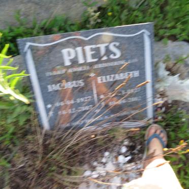 PIETS Jacobus 1927-2007 &amp; Elizabeth 1927-20?
